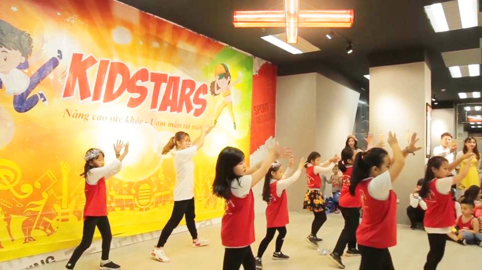 Lớp học nhảy cho bé 5 tuổi tại Hà Nội