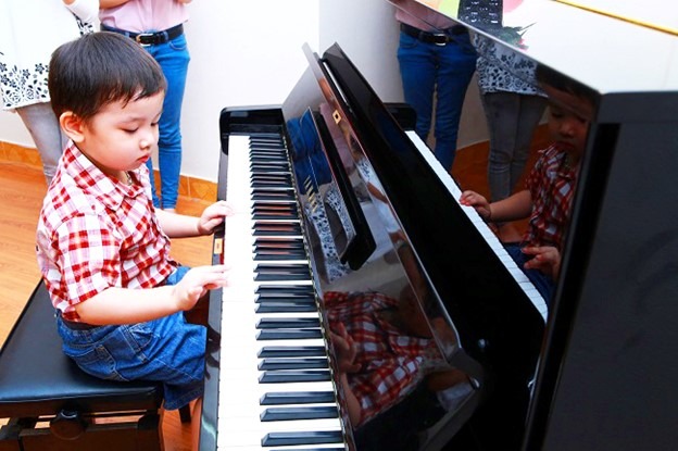 Địa chỉ dạy piano cho trẻ ở Cầu Giấy 